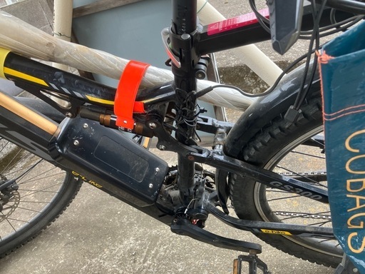 電動アシスト自転車　石油高！通勤・通学に　８０ｋｍは走ります。難ありでも普通に走ります。 電動アシスト自転車 石油高！通勤・通学に 80kmは走ります。難あり