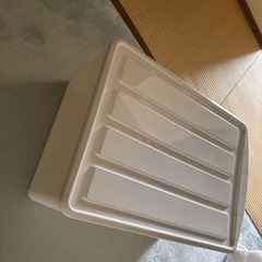 クローゼットチェスト深型の画像