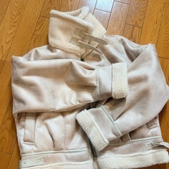 ブルゾンの画像