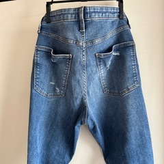 Universal Thread　レディース　ハイライズスキニー　ダメージデニムの画像