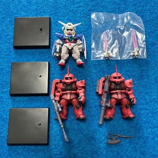 GUNDAM CONVERGE エクシア&シャア専用ザクセット！現状品