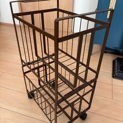 新聞ストッカー　500円の画像