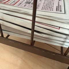 新聞ストッカー　500円の画像