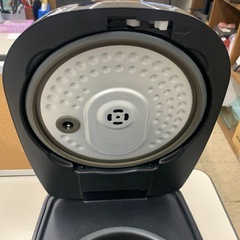 【ジモティー割引で最大15％OFF⭐️】 2017年製　RC-IB50-B IRIS OHYAMA 5.5合 IH　炊飯器の画像