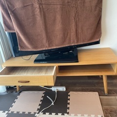 TV台の画像