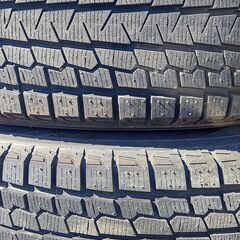 225/65R17スタッドレスタイヤとアルミホイルセットの画像