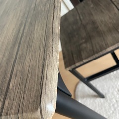 2人用ダイニングテーブルセットの画像