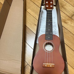 ウクレレ、教本、チューナーセットの画像