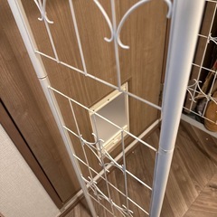 ハンガーバー付きランドリーラック 幅調整可能 高さ約180cmの画像