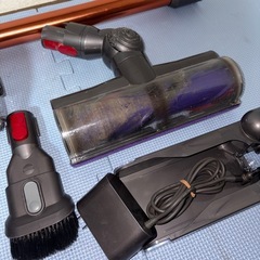 dyson ダイソン 掃除機 SV12の画像