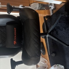 ゲーミングチェアの画像