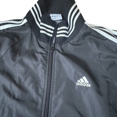 adidas Lサイズの画像