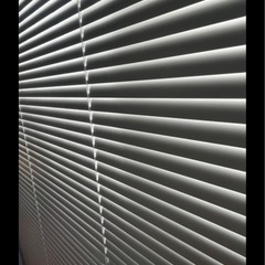 (美品)アルミブラインド2点（ホワイト）サイズ違い／すぐ使えます の画像