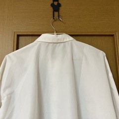 新品　白ブラウスの画像