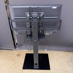 2022年製　Hisense 液晶テレビ 32インチ　壁寄せテレビ台付きの画像