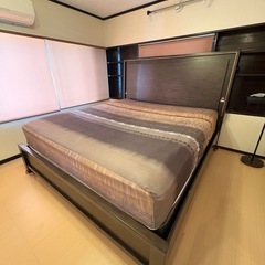 カリフォルニアキング ベッドフレーム（B675-58）＋マットレス＋ベットカバーセット の画像