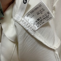 白ブラウン　リボンの画像