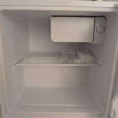 2022製【美品】ミニ冷蔵庫の画像