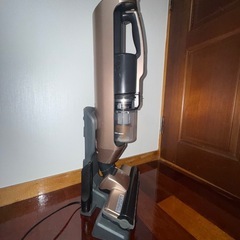 HITACHI 充電式掃除機 PV-B300Hの画像