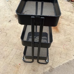 IKEAワゴン ロースフルト黒の画像