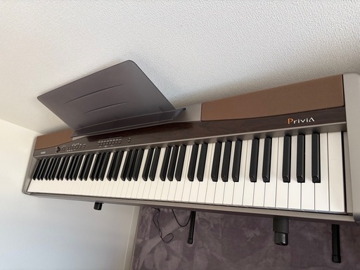 電子ピアノ