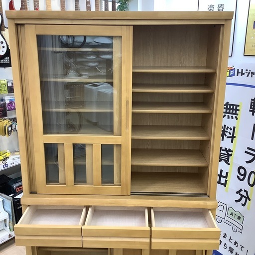食器棚
