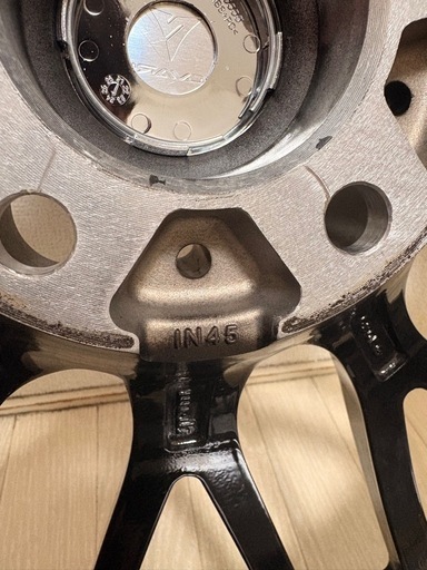新品同様！Weds19インチタイヤホイールセット　ファルケン　225/40r19