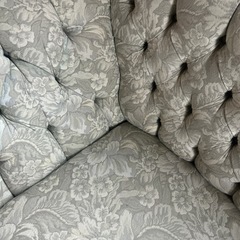 カウチ 花柄の画像