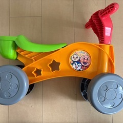 アンパンマンゴーゴーバギーの画像