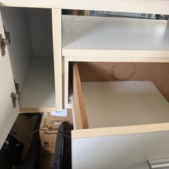 テレビボードの画像