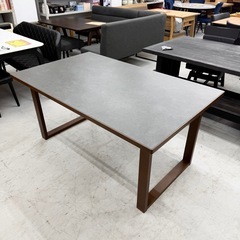 【超美品‼️】定価69,990円♪ ニトリ 150cm幅ダイニングテーブル(Nコレクション T-11U150) 4人掛けサイズ セラミック天板グレー ビーチ材ミドルブラウン♪の画像