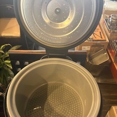 TIGER 業務用炊飯器 1の画像