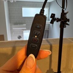 自撮りライトスタンドと、自撮りぼうの画像