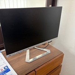 モニター、IKEAのデスク、椅子を差し上げます。の画像