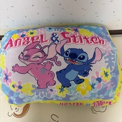 スティッチクッションの画像