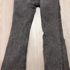 H &M  ジーンズ　の画像
