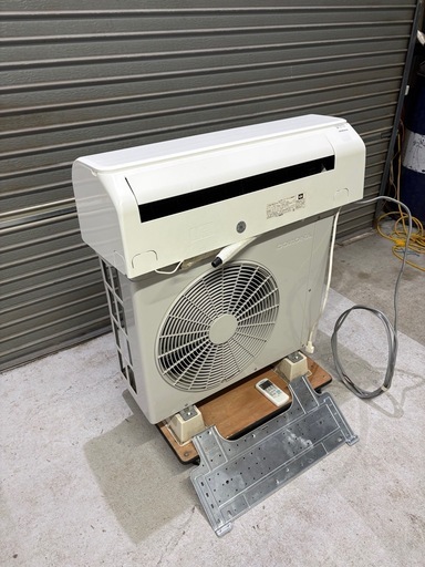 北海道旭川市直接取引歓迎 CORONA コロナ CSH-N2221R リララNシリーズ ビッグルーバー ルームエアコン ポンプダウン済