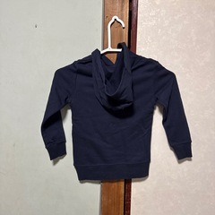 子ども用パーカーの画像