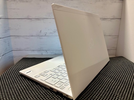 ⭐️第8世代 爆速?【Windows11_25H2✨】富士通 LIFEBOOK UH90 B3 /2018年製/13.3㌅/Core 