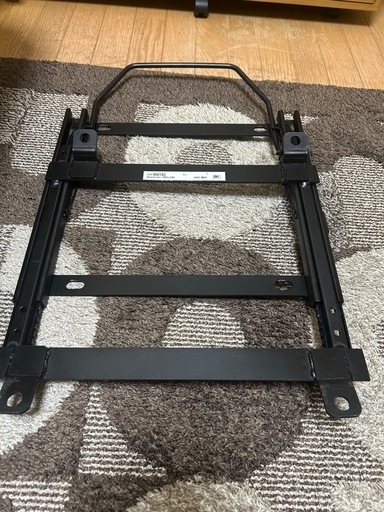 na.nbロードスター用 シートレール 右側 RH 中古