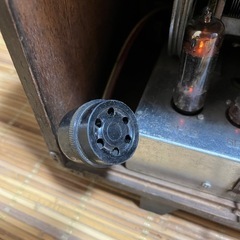 シャープ 6E-200 真空管ラジオ 通電受信OKの画像