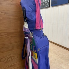 レディース向けゴルフ一式セットの画像