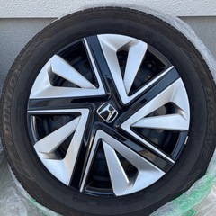 ホンダシャトル15インチ純正ホイールタイヤ付き
の画像
