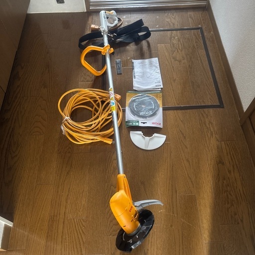 京セラ（旧リョービ） 電気式刈払機（草刈機） 