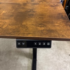 昇降式デスク　自動　の画像