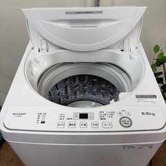 【🐤買取市場 1年保証 ジモティー限定特別価格】R084 ☀️ 2023年製の高年式！ SHARP / シャープ 洗濯機 （洗濯5.5㎏) ES-GE5G ⭐ 動作確認済 ⭐ クリーニング済の画像