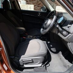 検査10年3月クロスオーバー クーパーD ディーゼルターボ/追従型クルコン/HDDナビ/地デジバックカメラ/コンフォートアクセス/パワーバックドアの画像