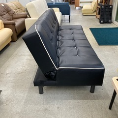 今2603-740 ソファーベッド ブラック 白いパイピング レザー調 キズ汚れ有りの画像