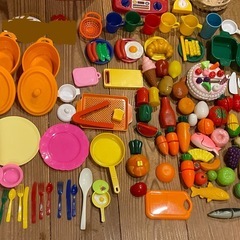 ママごとセット➕キティちゃんミニキッチン( ^ω^ )の画像