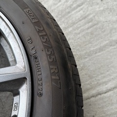 215.55.17アルミホイール付き4本
の画像